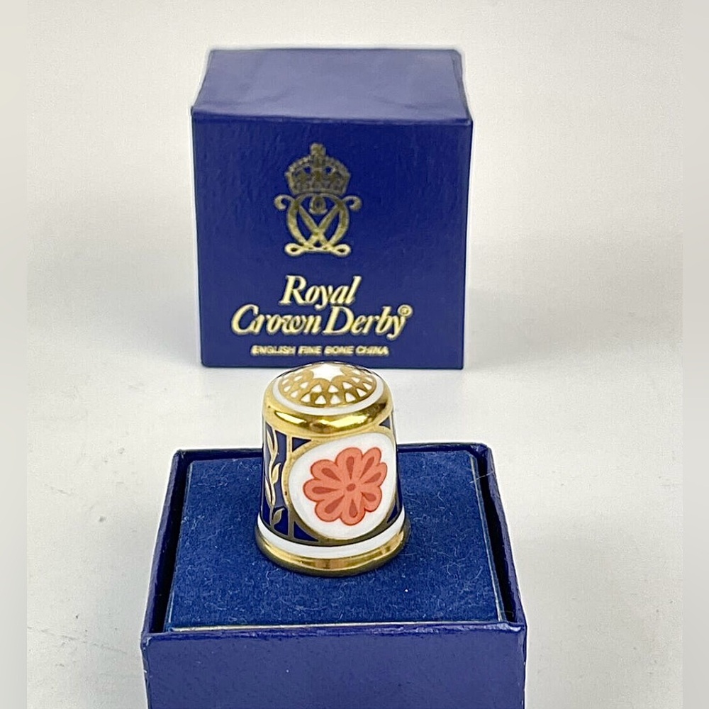 Royal Crown Derby Bone China Thimble
